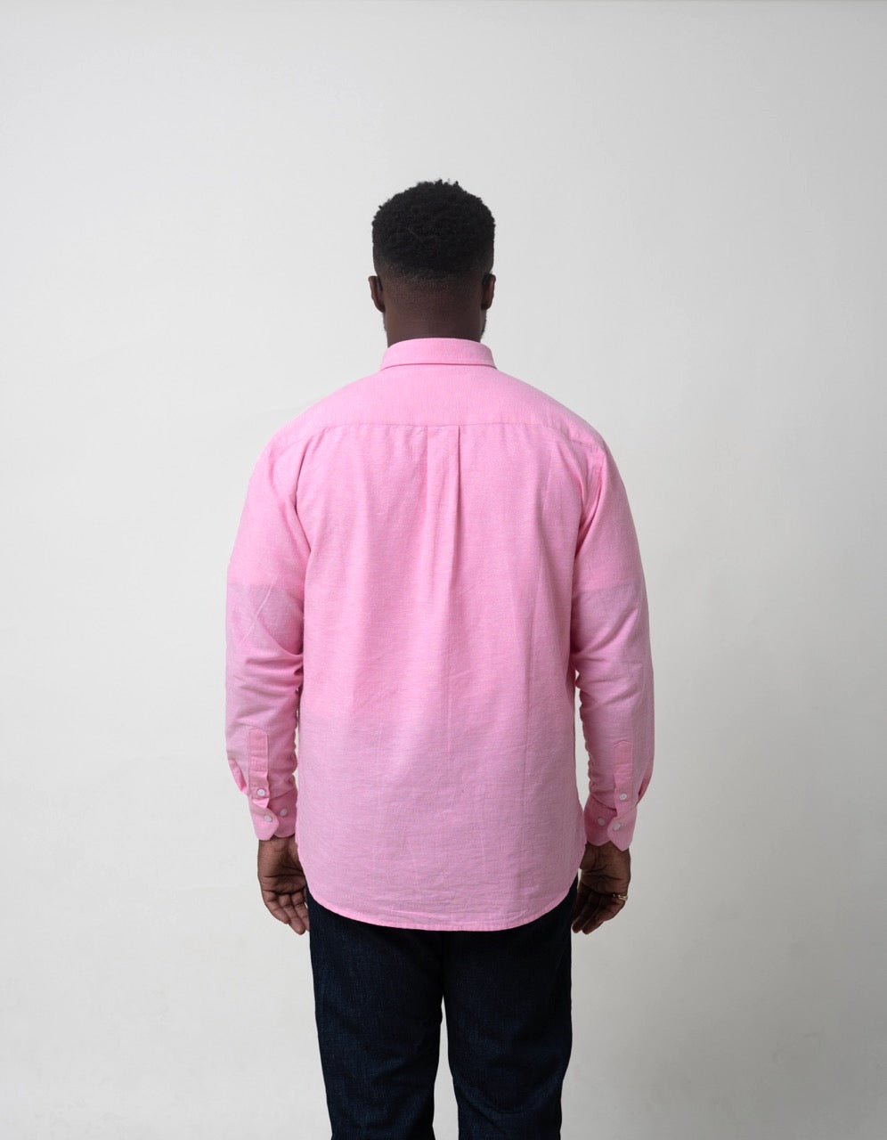 Chemise Unisexe en lin – Rose avec broderie Chaise de maquis