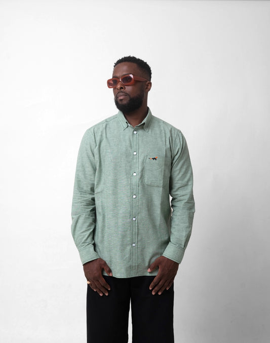 Chemise Unisexe en lin – Verte avec broderie Margouillat tête rouge